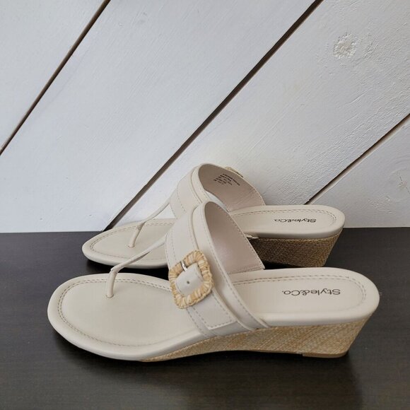 NEW Style & Co Women's 8.5  Ivory Raffia Wedge Sandals W/ Gold Buckle - Picture 2 of 6